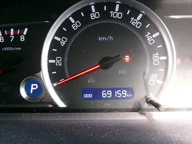 TOYOTA NOAH 2014 Image 31