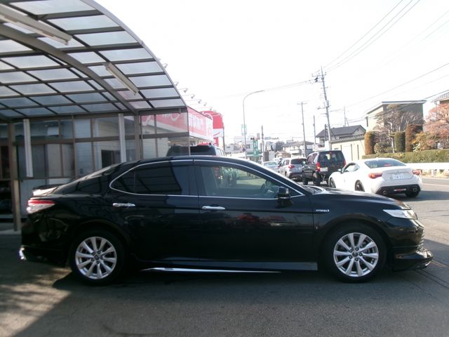 TOYOTA CAMRY HYBRID 2018 Image 31