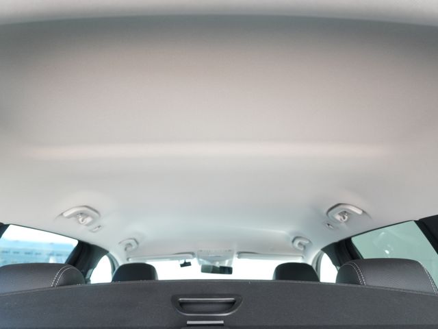 MERCEDES BENZ E CLAS 2017 Image 31