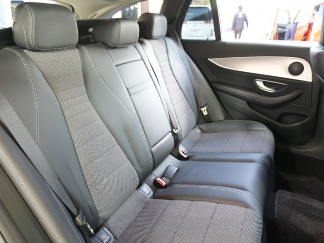 MERCEDES BENZ E CLAS 2017 Image 31