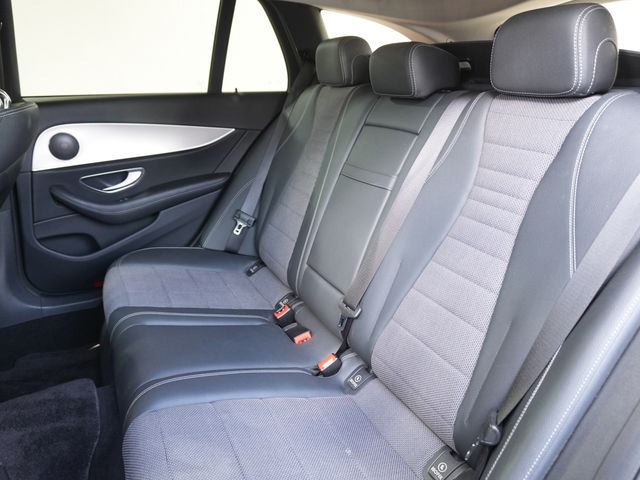 MERCEDES BENZ E CLAS 2017 Image 31