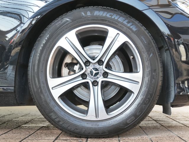 MERCEDES BENZ E CLAS 2017 Image 31