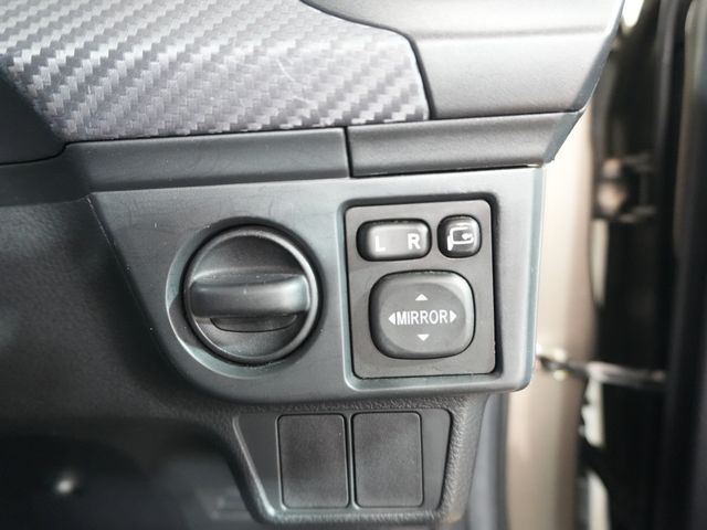 TOYOTA COROLLA FIELDER 2013 Image 31