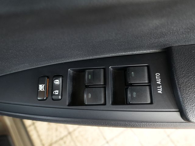 TOYOTA COROLLA FIELDER 2013 Image 31