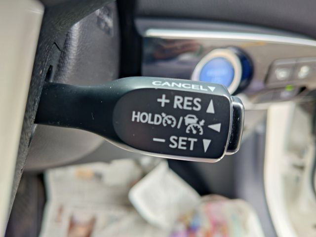 TOYOTA PRIUS 2018 Image 31