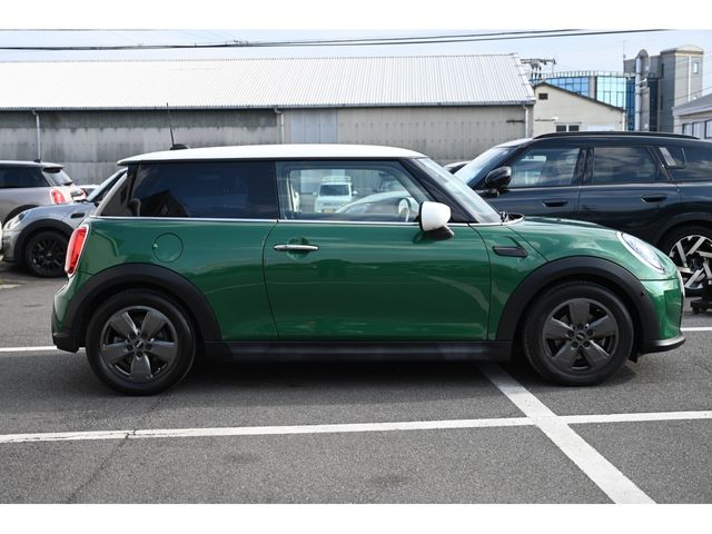 BMW MINI COOPER D 2022 Image 31