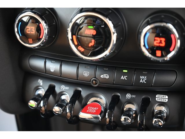 BMW MINI COOPER D 2022 Image 31