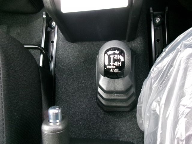 SUZUKI JIMNY 4WD 2026 Image 31