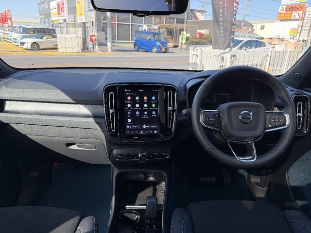 VOLVO C40 2022 Image 31