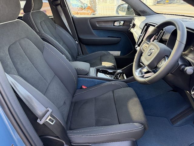 VOLVO C40 2022 Image 31