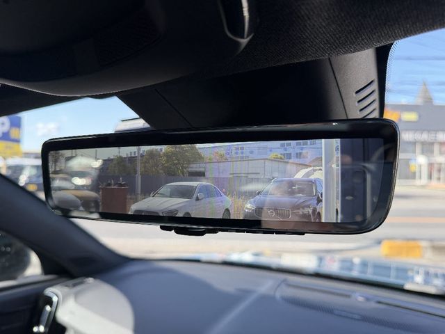 VOLVO C40 2022 Image 31