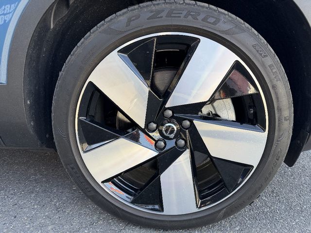 VOLVO C40 2022 Image 31