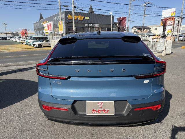 VOLVO C40 2022 Image 31