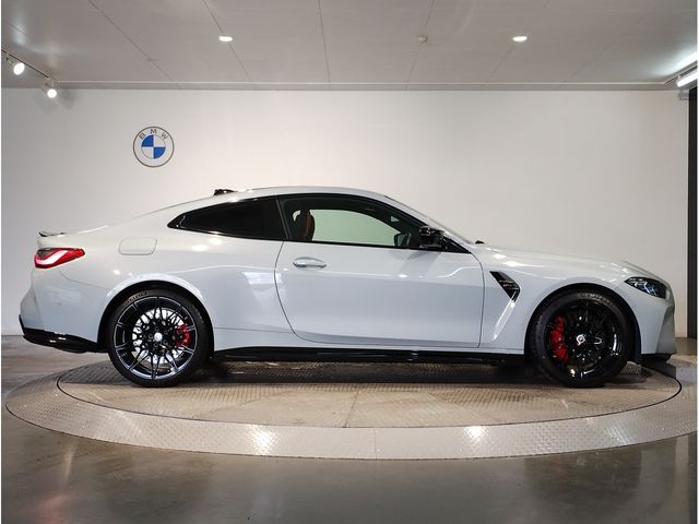 BMW M4 2023 Image 31