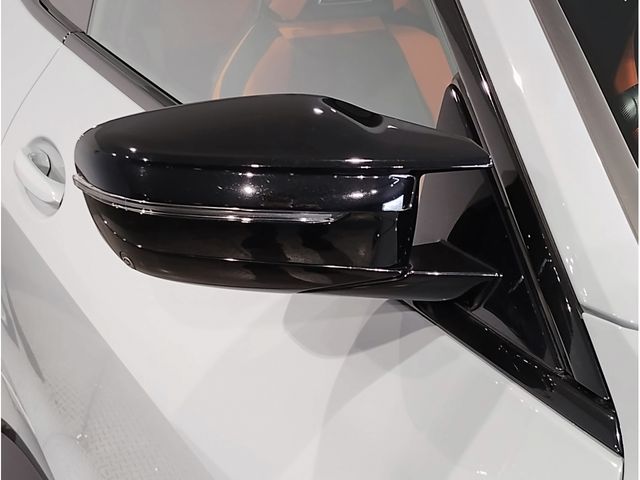 BMW M4 2023 Image 31