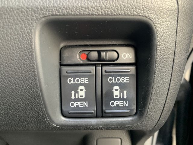 HONDA N BOX 2016 Image 31