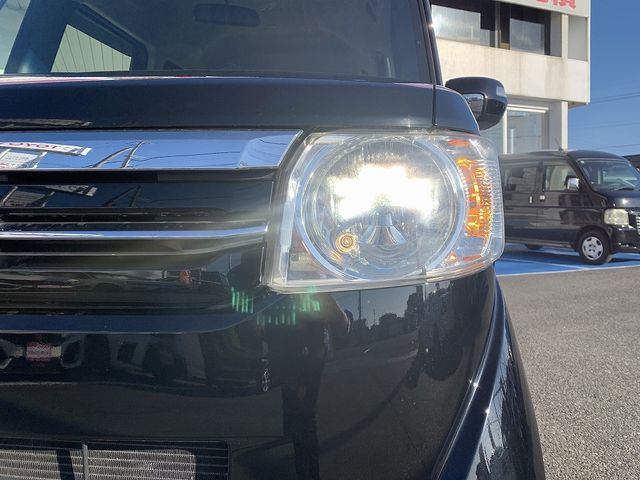 HONDA N BOX 2016 Image 31