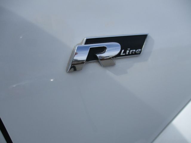 VOLKSWAGEN THE BEETL 2018 Image 31