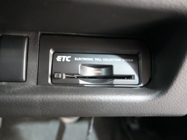 NISSAN ELGRAND 2009 Image 31