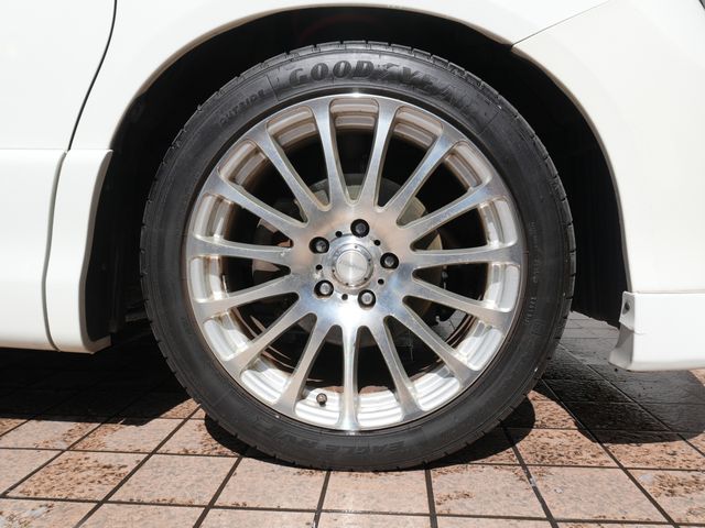 NISSAN ELGRAND 2009 Image 31