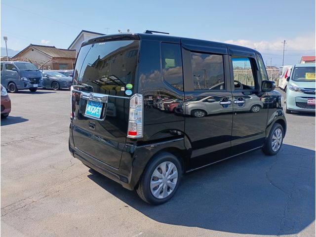 HONDA N BOX 2017 Image 31