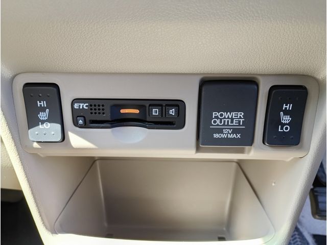 HONDA N BOX 2017 Image 31