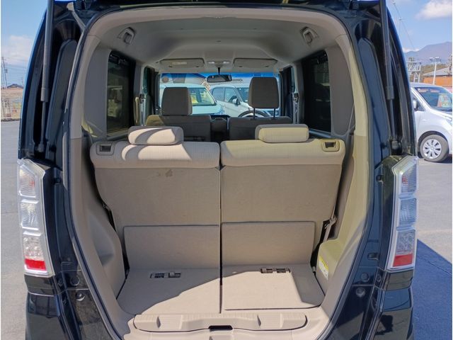HONDA N BOX 2017 Image 31