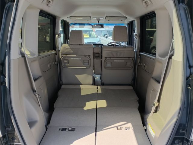 HONDA N BOX 2017 Image 31