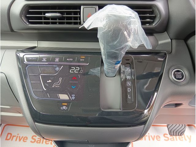 NISSAN ROOX 2025 Image 31