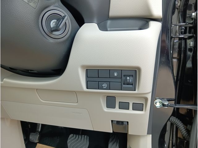 NISSAN ROOX 2025 Image 31