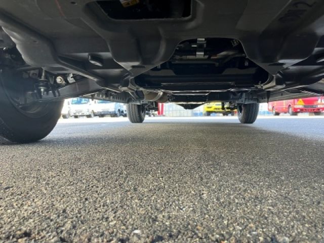 TOYOTA HIACE VAN 2WD 2025 Image 31