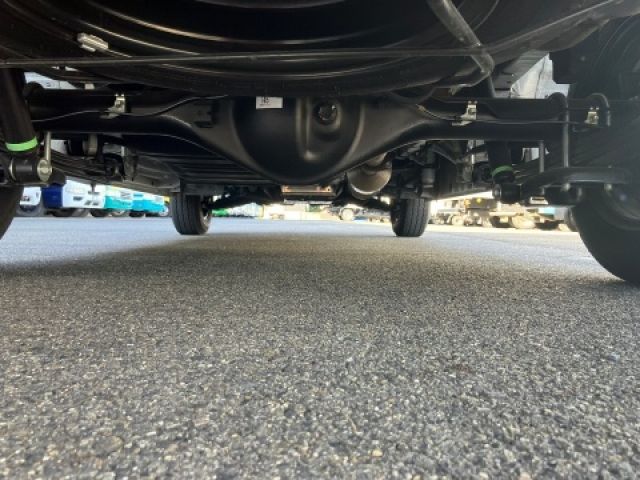 TOYOTA HIACE VAN 2WD 2025 Image 31