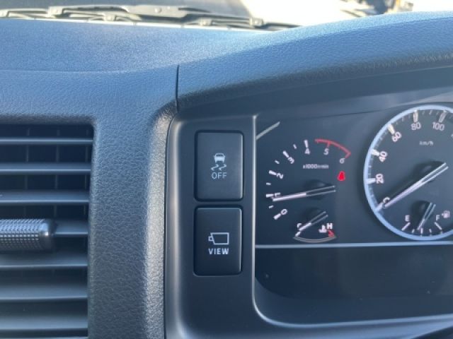 TOYOTA HIACE VAN 2WD 2025 Image 31