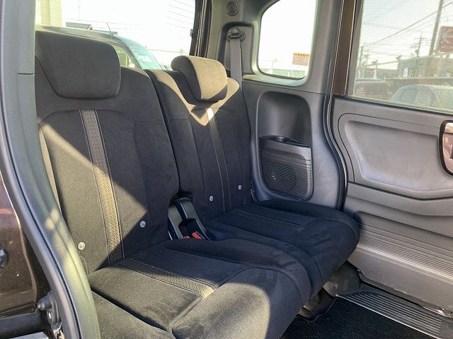 HONDA N BOX CUSTOM 2019 Image 31