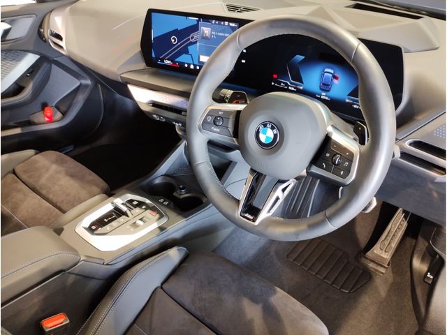 BMW 1SERIES 2025 Image 31