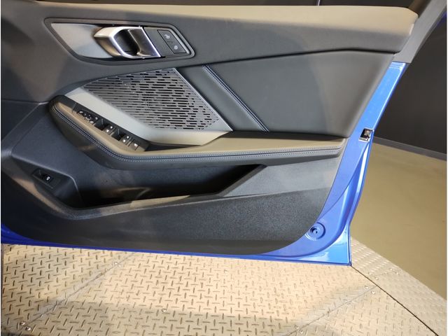 BMW 1SERIES 2025 Image 31