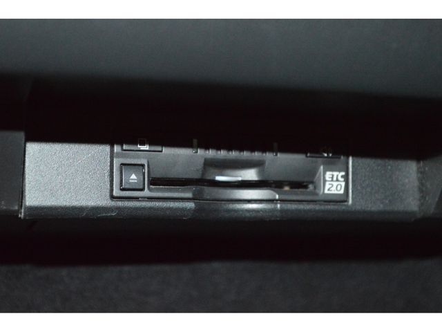 TOYOTA LEXUS NX300H 2019 Image 31