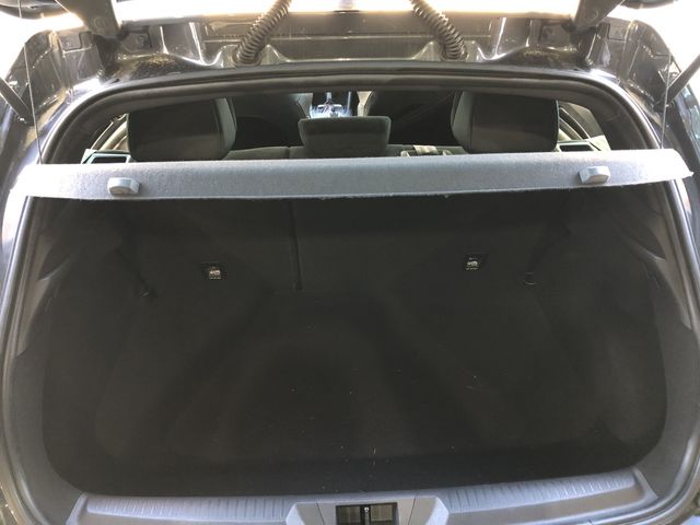 RENAULT MEGANE HATCH 2019 Image 31