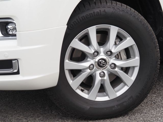 TOYOTA LANDCRUISER WAGON 2018 Image 31