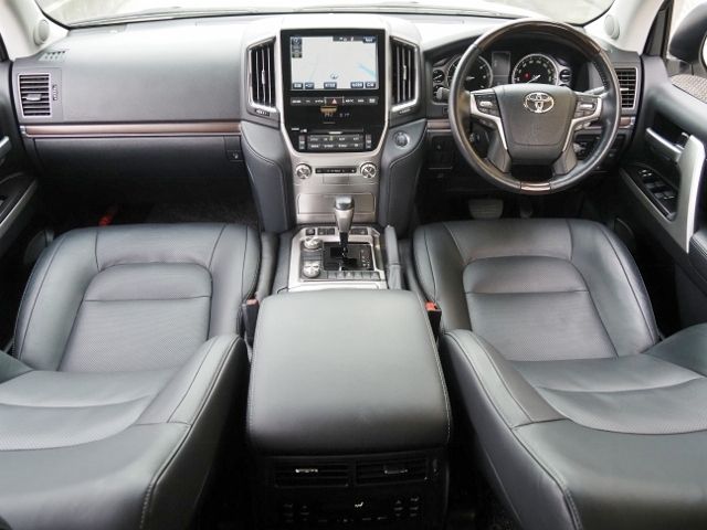 TOYOTA LANDCRUISER WAGON 2018 Image 31