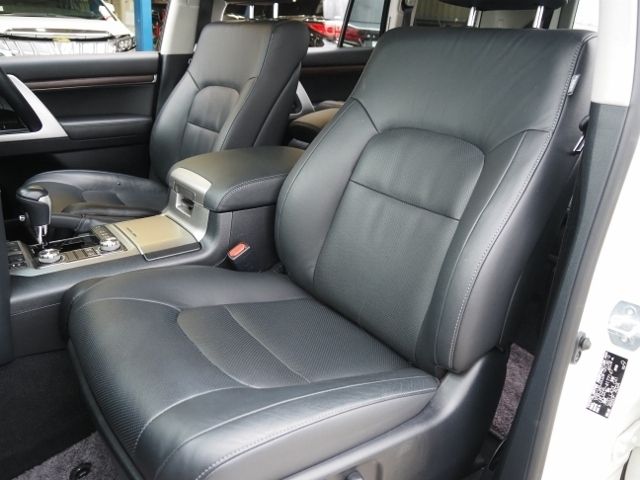 TOYOTA LANDCRUISER WAGON 2018 Image 31