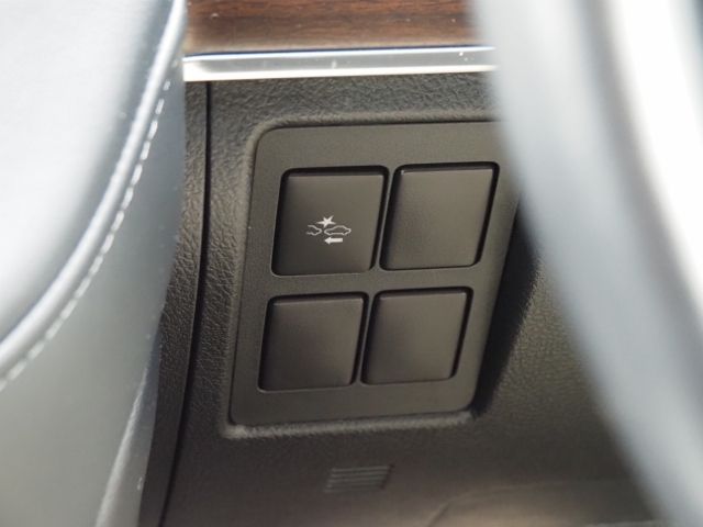 TOYOTA LANDCRUISER WAGON 2018 Image 31