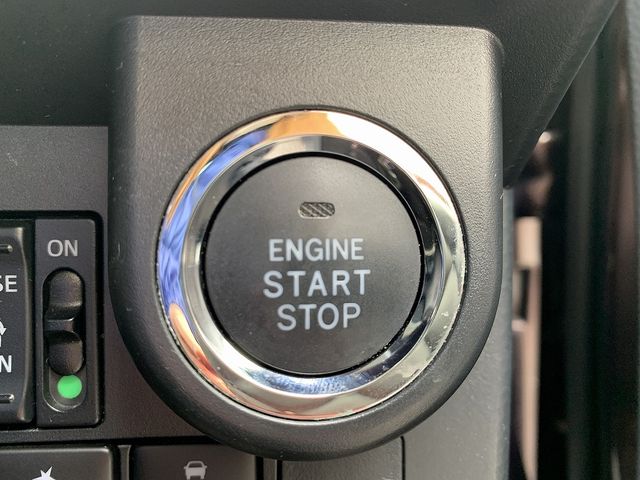 TOYOTA ROOMY 2017 Image 31