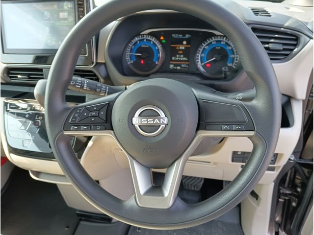 NISSAN ROOX 2025 Image 31