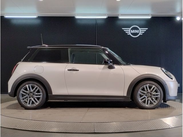 BMW MINI COOPER 2025 Image 31
