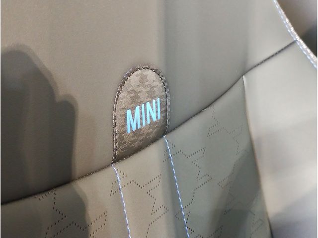 BMW MINI COOPER 2025 Image 31