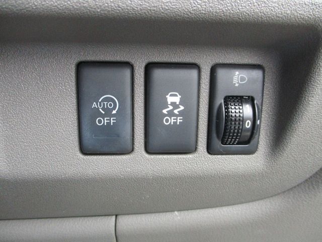 NISSAN MARCH 2015 Image 31