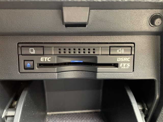 TOYOTA VELLFIRE 2017 Image 31