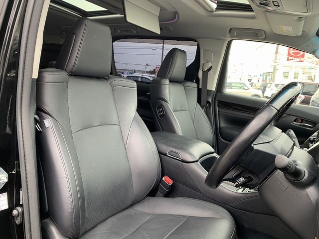 TOYOTA VELLFIRE 2017 Image 31