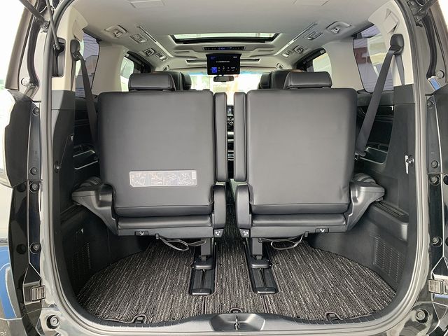 TOYOTA VELLFIRE 2017 Image 31